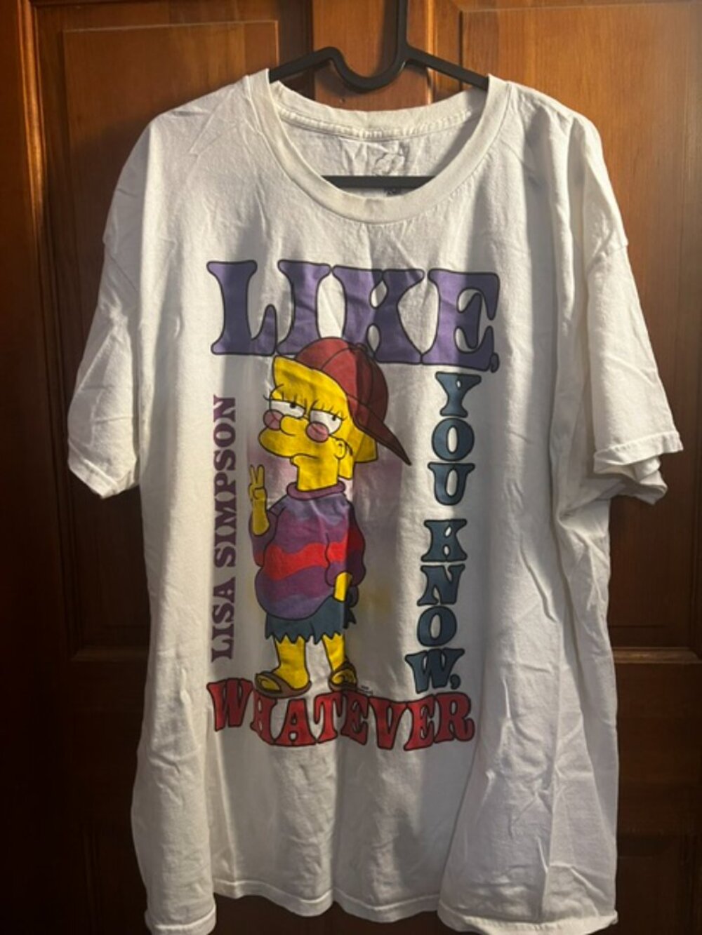 Lisa Simpson Tee - Picture 5 of 6